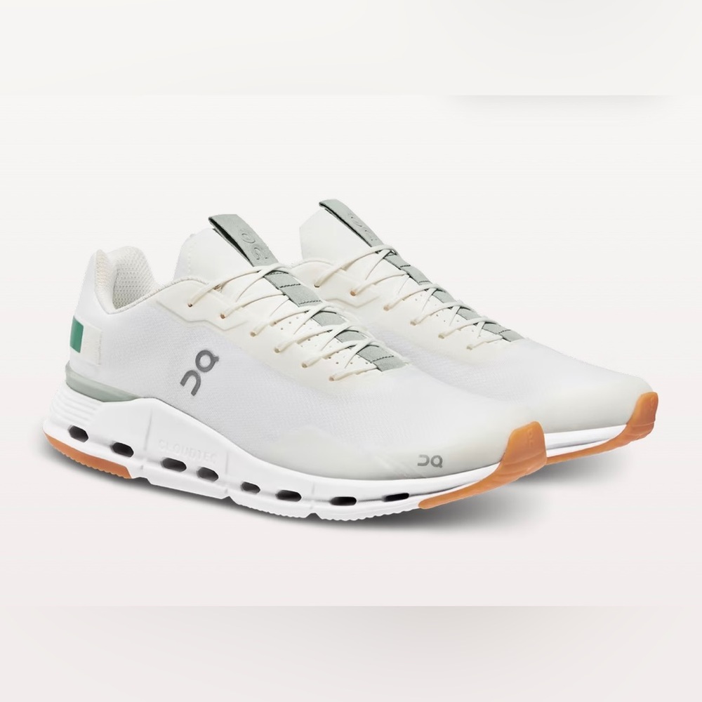 On Cloudnova Form Sneaker in White & Green Men Size 11 Perfect Condition